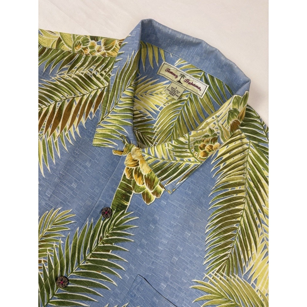 Tommy Bahama 100% Silk Camp Shirt Mens Large Tropical Palm Tree Print Button Up
